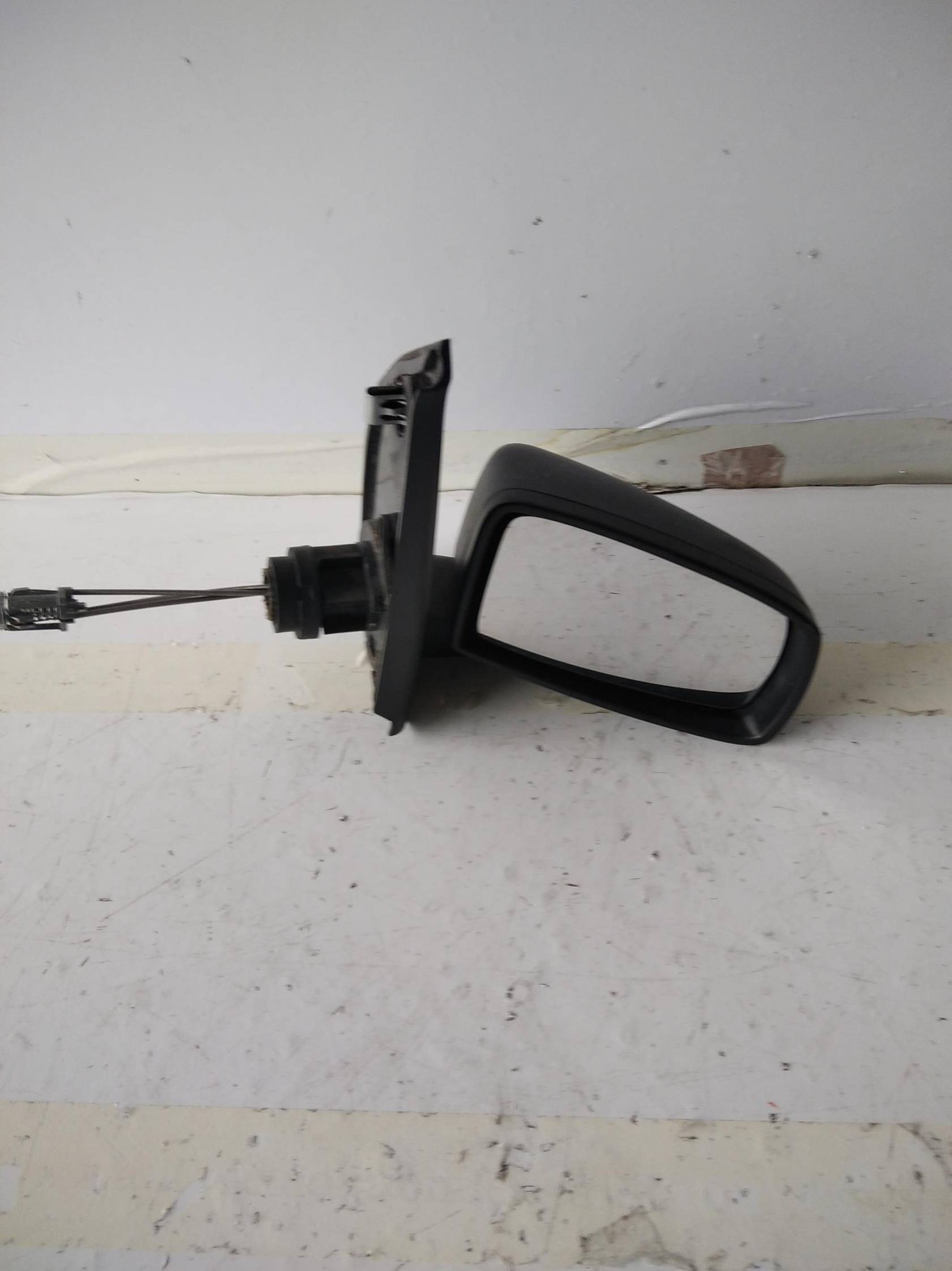 Retrovisore est. dx.